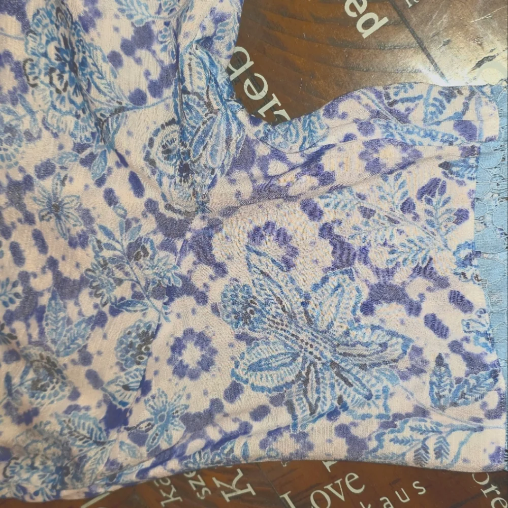 Zac & Rachel Tie Front Top Petite XL gauze and lace crochet top blue and white - Picture 6 of 6